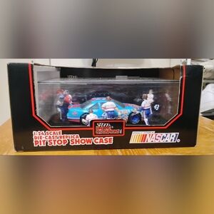 1992 Racing Champions 1:24 Nascar Richard Petty Pit Stop Show Case # 43 NIB